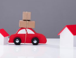 A guide to dealing with packers and movers