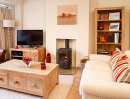 Cream colour home décor ideas to brighten your place
